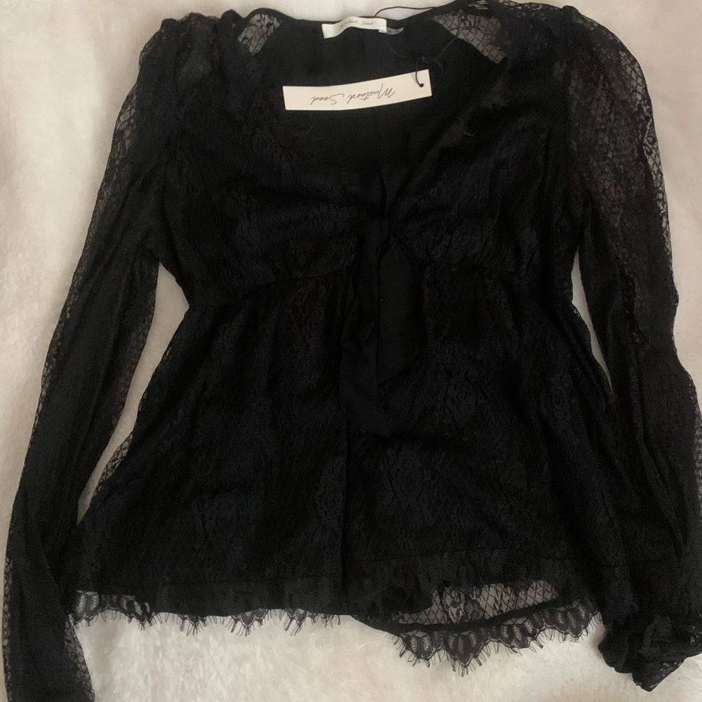 Mustard seed women’s black lace shirt
